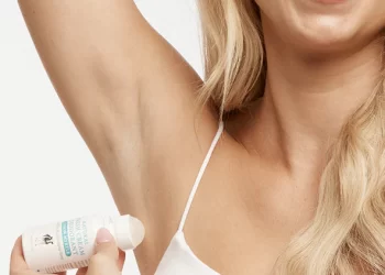 HEY HUMANS DEODORANT REVIEW: Plastic Free Deodorant that Truly Works