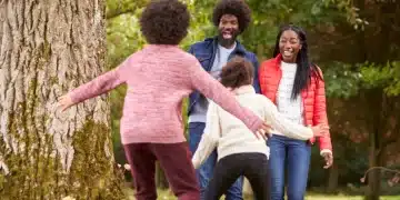 5 Finest Causes to Purchase Sustainable and Truthful Commerce Clothes for You and Your Youngsters