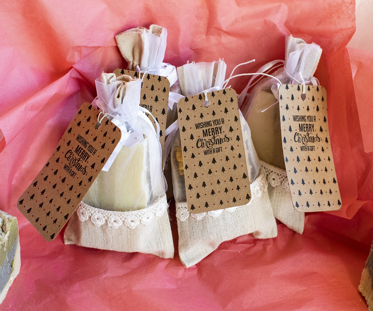 How Small Business Owners Can Expertly Utilize Gift Tags to Increase Sales w/ Aura Print